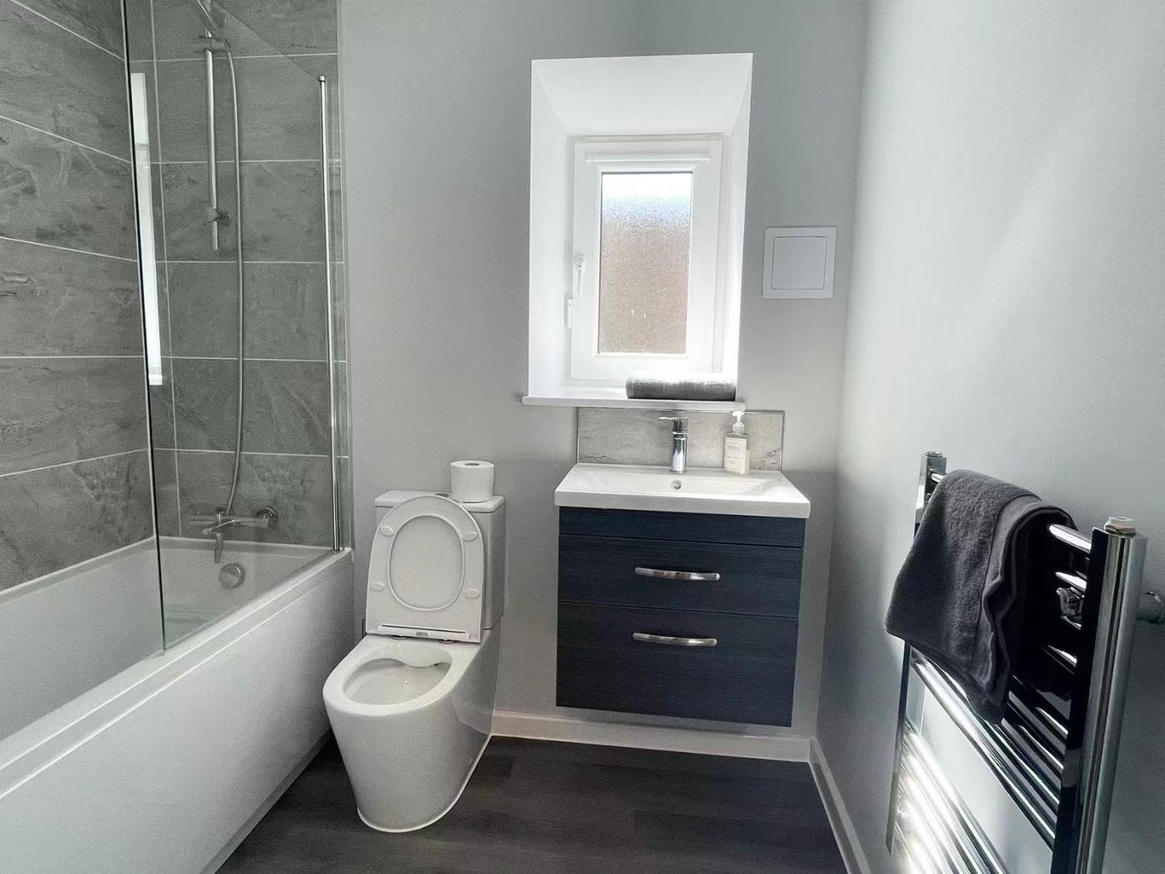 Freshstay Centre Double Bedroom Edinburgh
